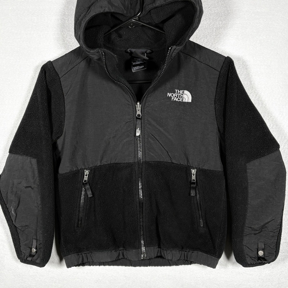 The North Face Denali Jacket Boys Small (7/8) Hooded Fleece Full Zip Black